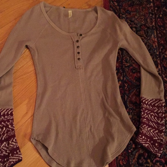 Free People Alpine Henley tan w/knit pushup wrists - Picture 2 of 8